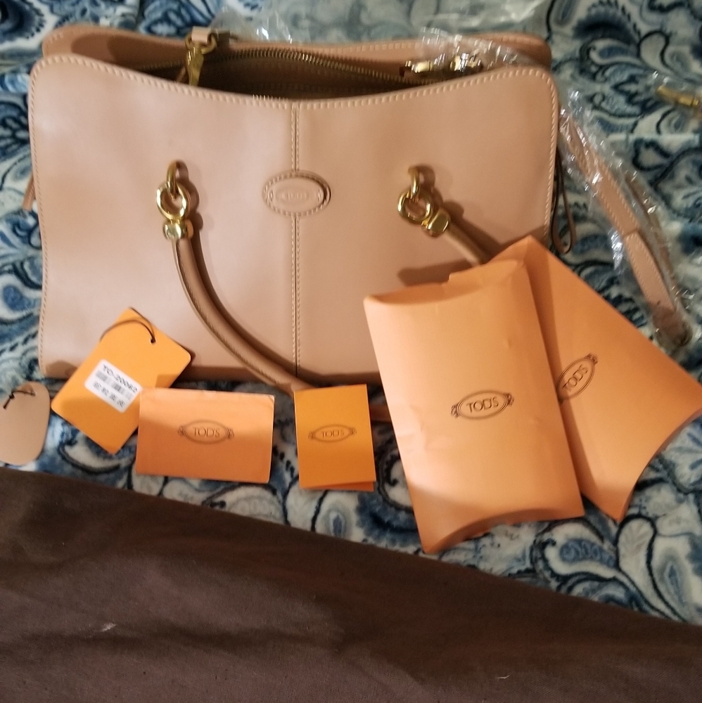 Tod's Shoulder Handbag